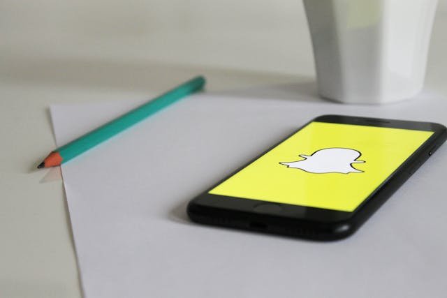 Snapchat Success Strategies: Build Your Following and Monetize Your Snaps