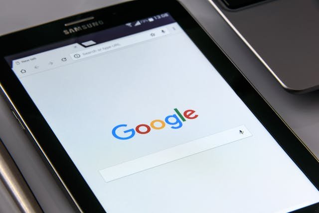 Unlocking Hidden Income: The Google Trends and AI Secret for 2025