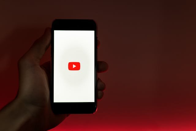 The Rise of Faceless YouTube Channels: How to Make Money Without Showing Your Face